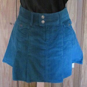 Roper Corduroy Juniors Pleated Skirt  SIZES 9 & 13  Brand New  Teal